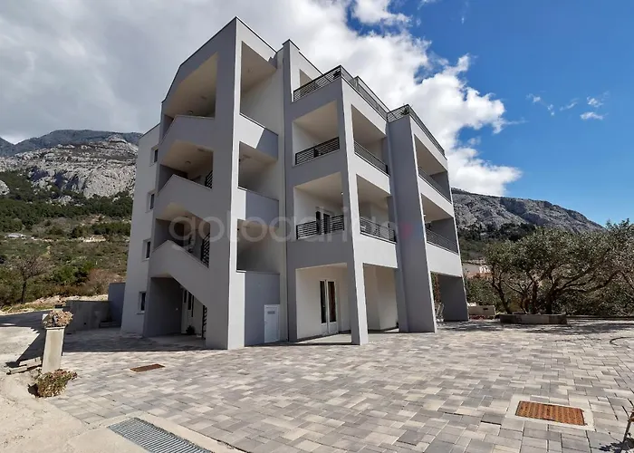 Apartment Newly Built Luka